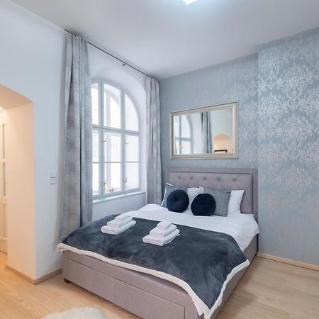 Quiet Apartment In The Heart Of Old Town Centre Прага Экстерьер фото